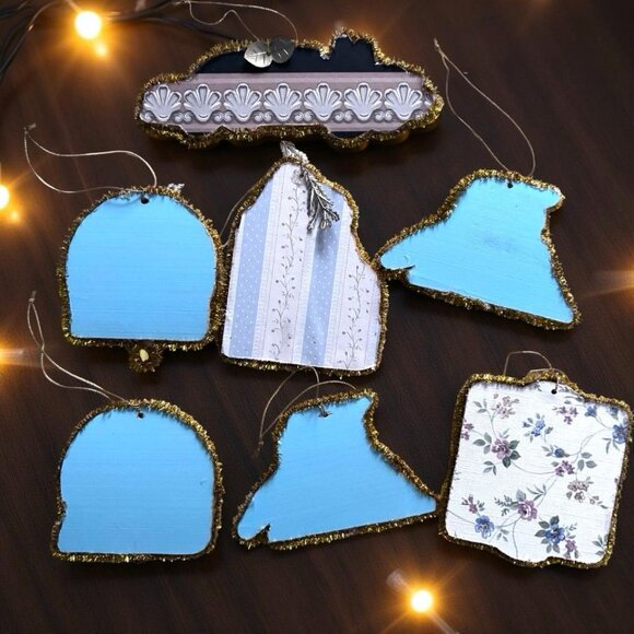 Set Of 7 Vintage-Inspired COKE Christmas Ornaments With Glitter Trim & Retro Des - Picture 9 of 9